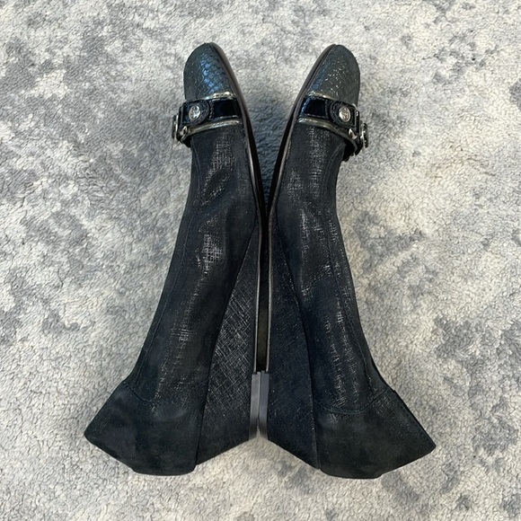 AGL Cap Toe Buckle Ballet Shoes Low Wedge Shimmer Silver Black Sz 39.5 - Picture 6 of 11